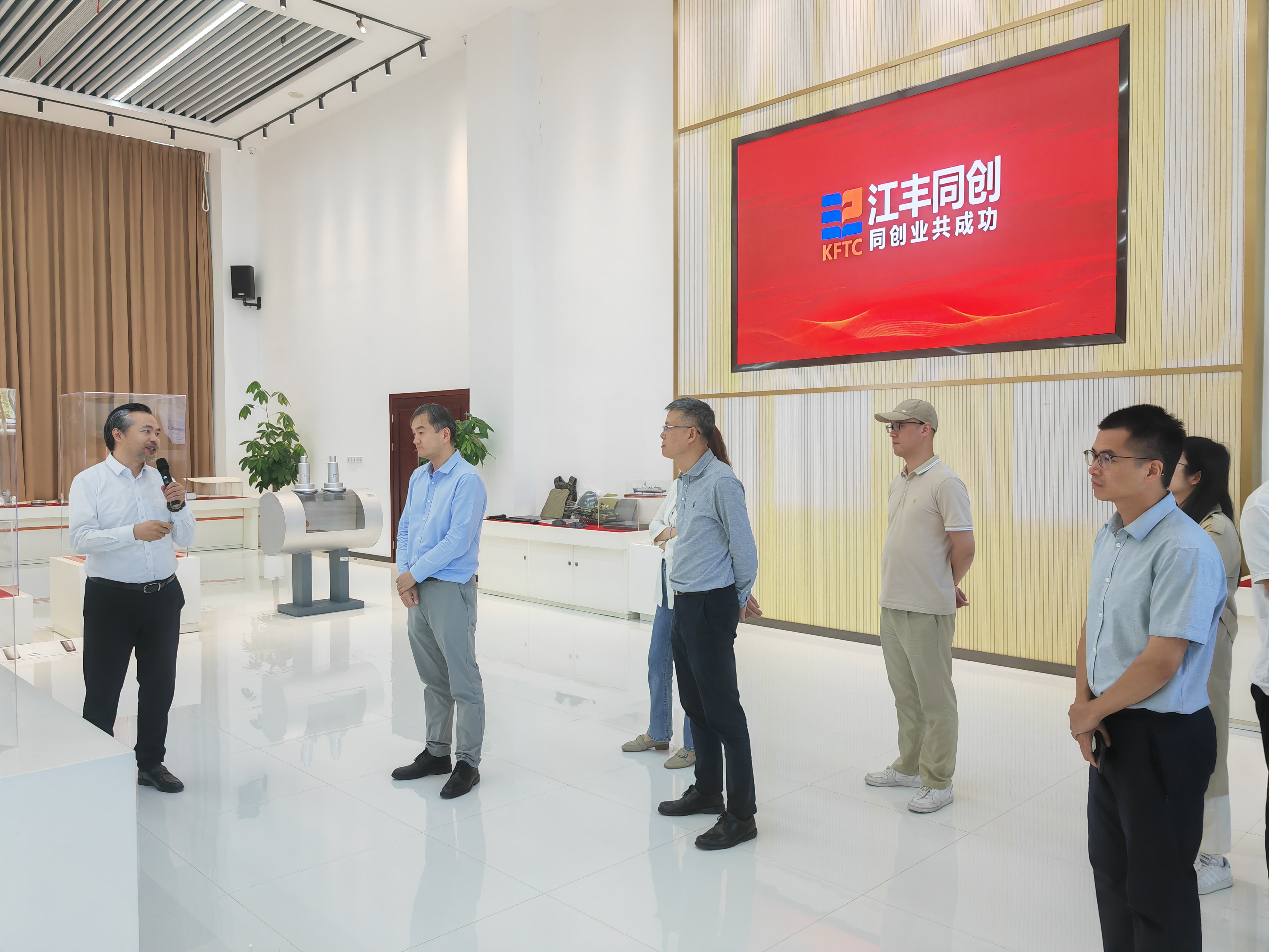 奉贤新城企业.jpg