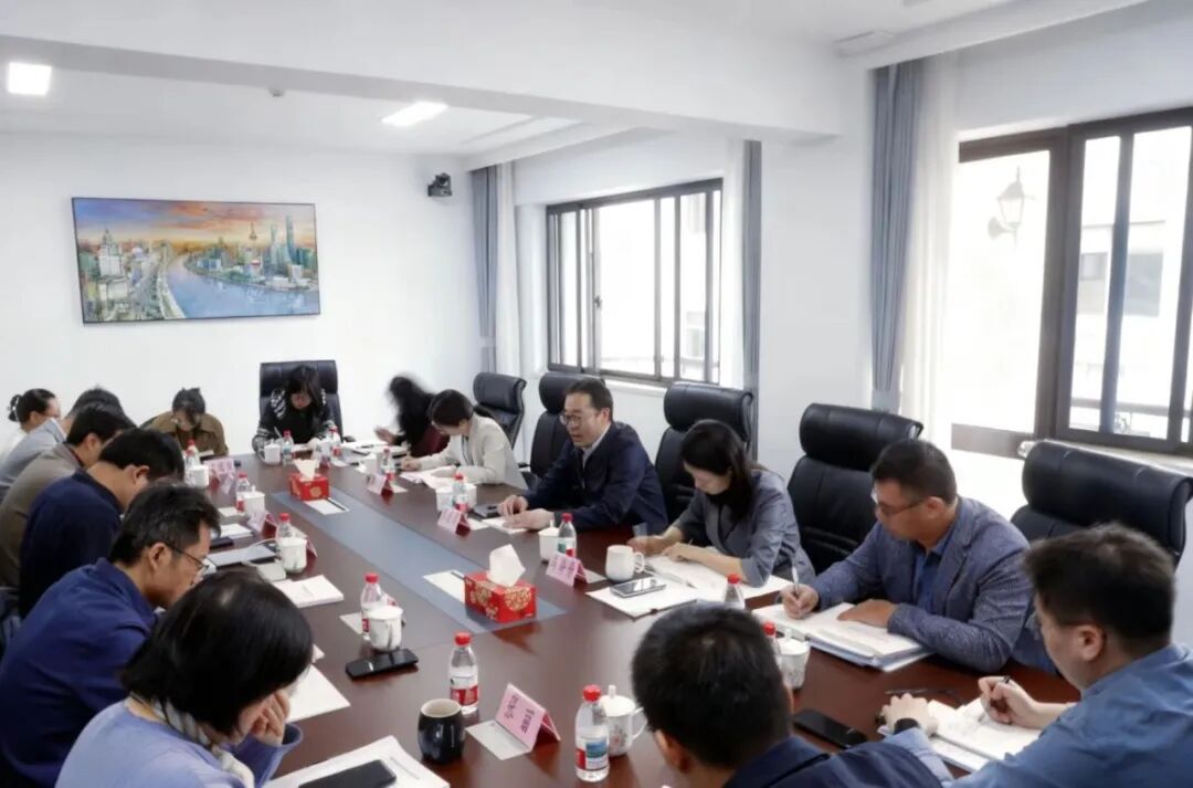 张忠伟院长主持召开院“五个中心”建设评估研究推进会（第二场）